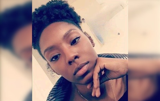 Chicago Police Appeal for Public Help to Locate Missing Woman Anitra Davis Last Seen at MacNeal Hospital