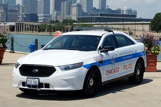 Chicago Police Issue Alert After Spate of Street Robberies in Lake Meadows