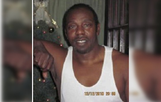Chicago Police Seek Public's Help in Search for Missing 61-Year-Old Jeffery Holliday