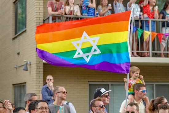 Chicago Reports 25% Drop in Hate Crimes, Mayor Johnson Calls for Action on Rise in Anti-Jewish and Anti-Gay Attacks