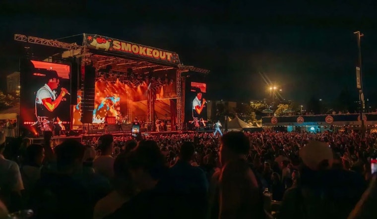 Chicago's Windy City Smokeout Blends BBQ Mastery with Country Music at United Center