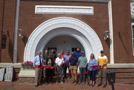 Clarksville's Historic Gateway Revived as Public Square Arch Returns to Victorian Glory