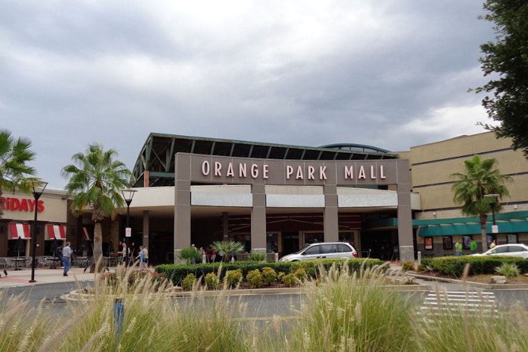 Clay County Deputies Respond to Juvenile Disturbance at Orange Park Mall with No Arrests or Injuries Reported
