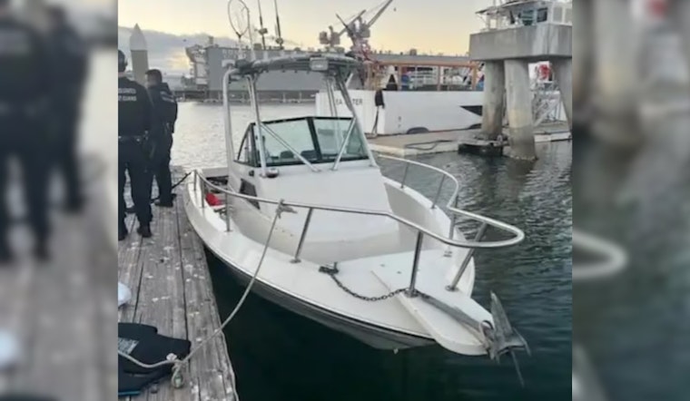 Coast Guard Sector San Diego Intercepts Boat with 5 Suspected Unauthorized Aliens Near Point Loma