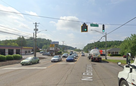 Commuters in Knoxville Delayed by Serious Crash on N. Broadway, Police Advise Seeking Alternate Routes