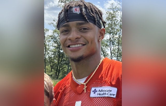 Concern at Jets Camp as QB Justin Fields Sustains Toe Injury and Team Awaits Further Evaluation