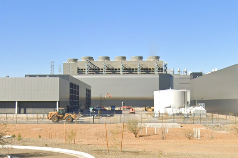 Construction Worker Seriously Injured at TSMC Plant in North Phoenix, Investigation Underway