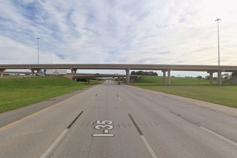 Critical Injuries and Traffic Chaos After Semi Roll-over on I-35 in Oklahoma City