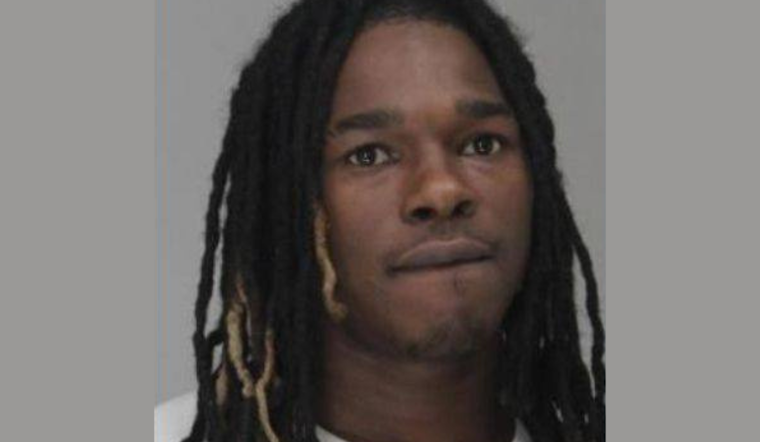 Dallas Police Department Seeks Public's Help to Locate Suspect Brian Richard in Aggravated Robbery Case