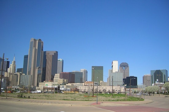 Dallas Scorched by Heatwave: Residents Warned as Temperatures Soar to 99 Degrees