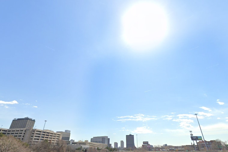 Detroit Braces for Temperamental Weather as Sunny Days Mix with Chances of Thunderstorms
