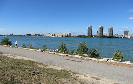 Detroit Weather Watch: Sunny Spells and Thunderstorm Chances in a Week of Temperature Swings