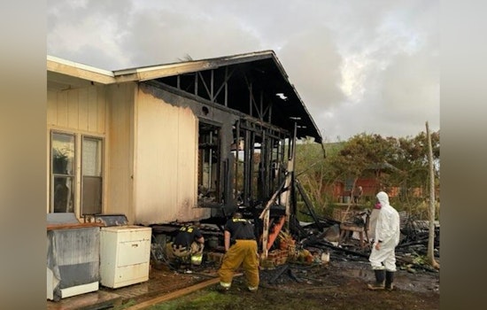Early Morning Blaze in Anahola, Kaua'i Displaces Four Residents and a Dog, Damages Estimated at $303,000