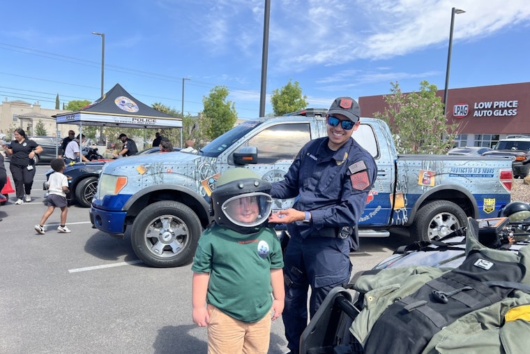 El Paso Police Engage with Young Citizens at PDN Children's IELC-East to Strengthen Community Bonds