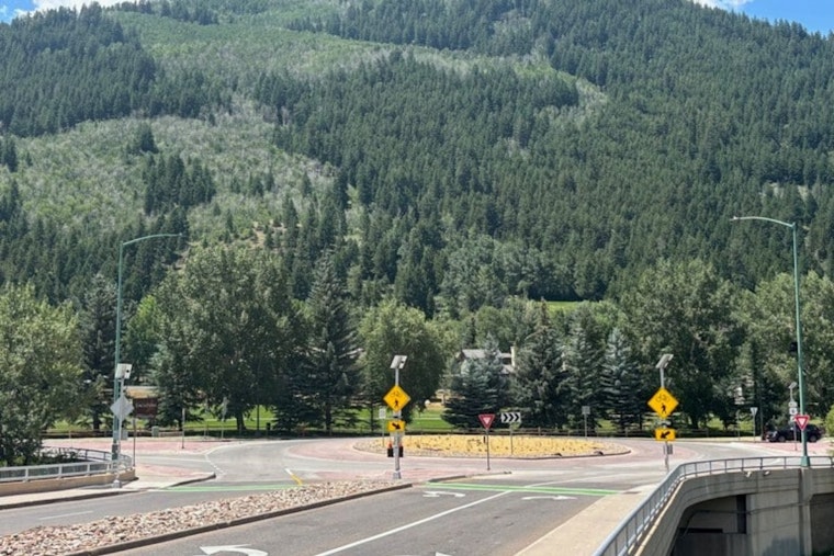 Enhanced Safety and Efficiency: Avon's US 6 and Post Boulevard Roundabout Revamp Complete