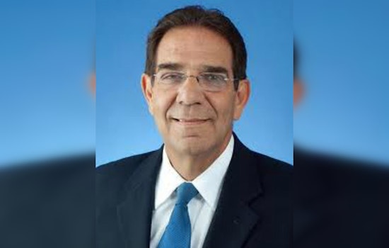 Ex-Mayor Xavier Suarez Announces Candidacy Amid Election Schedule Controversy