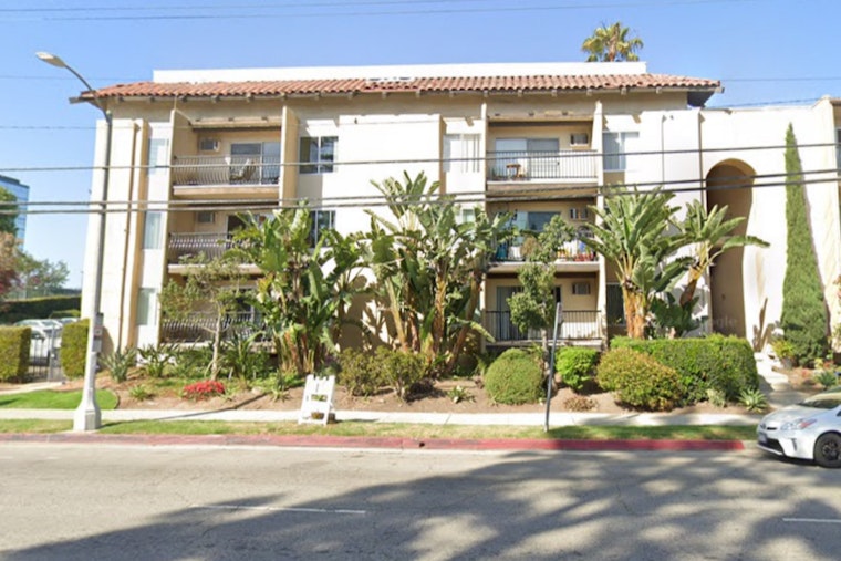 Explosion Sparks Fire in Mar Vista Apartment; LAFD Swiftly Extinguishes Blaze, One Rescued