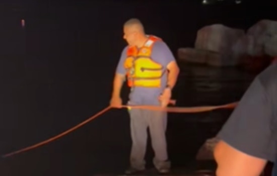 VIDEO: False Alarm at Edgewater Beach, No Drowning Victims Found as Cleveland Fire Crews Conduct Thorough Search