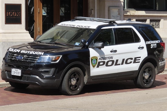 Fatal Single-Vehicle Crash Claims Man's Life on Flower Garden Lane in Houston