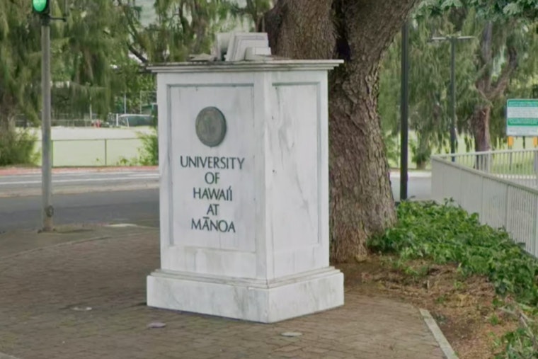 Federal Loan Access for University of Hawaiʻi Students Under Threat From New Wage-Oriented Policy