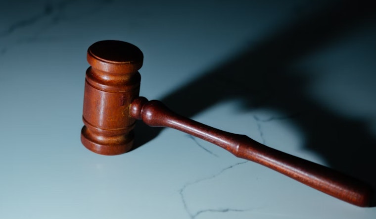 Former Venice Banker Jennifer Lamanna Admits to Embezzling $280,000 Amidst Reduced Pandemic Supervision
