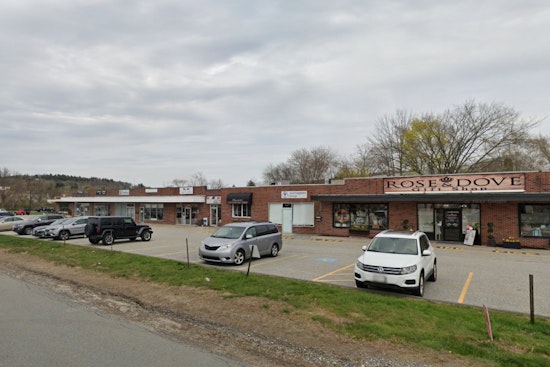 Four Detained After Armed Robbery at North Andover Jewelry Store, Police Hunt for Fifth Suspect
