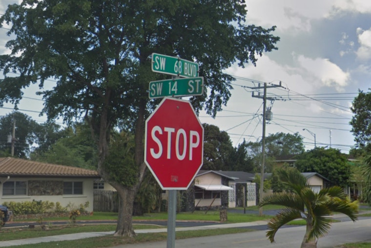 Four Hospitalized Including Two Minors After Small Plane Crashes in Pembroke Pines Neighborhood