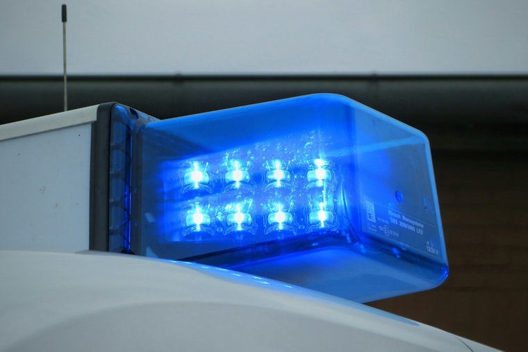Four Wounded in Suspected Targeted Drive-By Shooting in Honolulu's Kalihi Area