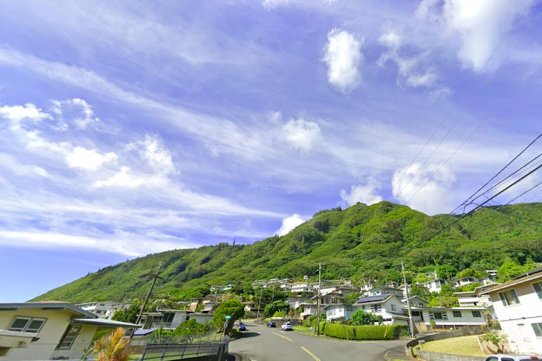 Gentle Trade Winds and Increased Showers Expected in Honolulu Before Midweek Clear-Up, Says NWS