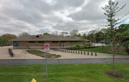 Glen Ellyn's Sunset Pool Forced to Close as 200-300 Teens Engage in Disruptive Behavior