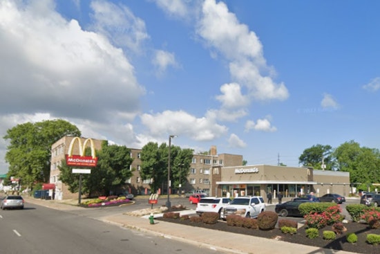 'Good Samaritan' Shoots Alleged Robber at East Cleveland McDonald's, Police Investigate Use of Force