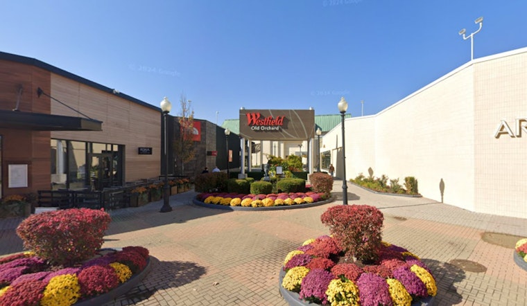 Gun Report Causes Lockdown at Westfield Old Orchard Mall in Skokie; Police Response Intense Amid False Alarm