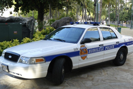 Honolulu Police Investigate Attempted Murder After Man Stabbed at Makiki Shopping Center ATM