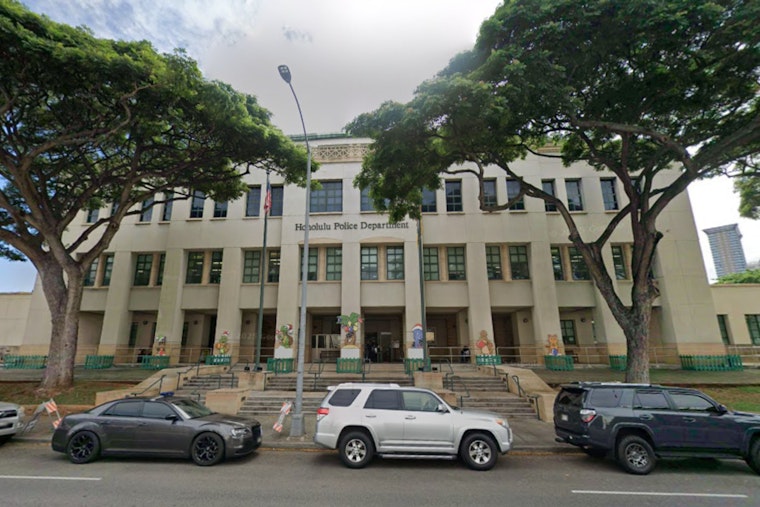 Honolulu Police Seek Suspects After Arson Attempt on Kalihi Apartment AC Unit