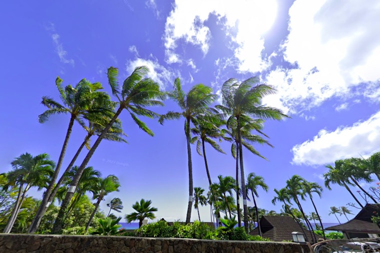 Honolulu Residents to Enjoy Brief Easing of Trade Winds with Increased Showers Expected by Weekend