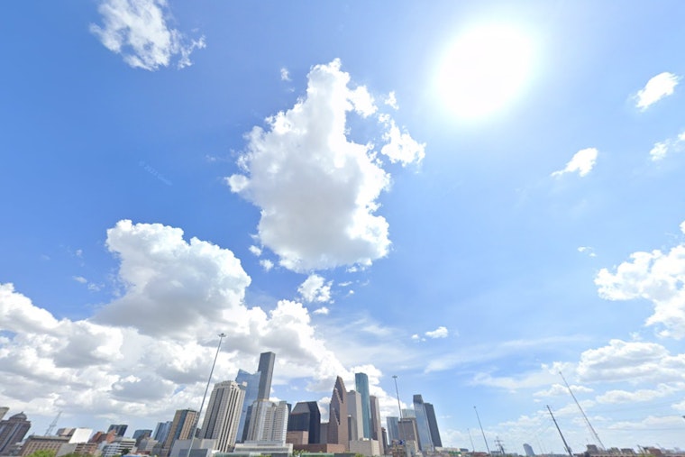 Houston Braces for Sizzling Temperatures with Possible Thunderstorms Approaching the Weekend