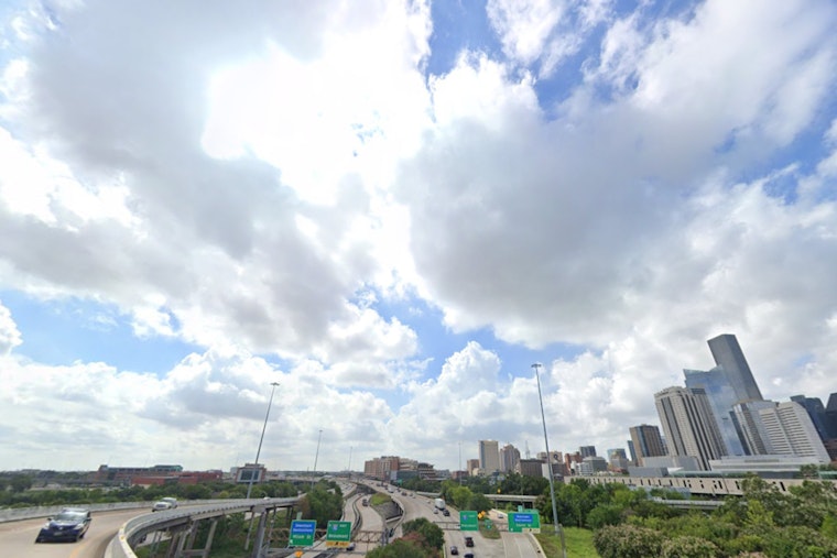 Houston Braces for Weekend Weather Whiplash with Showers and Sweltering Heat