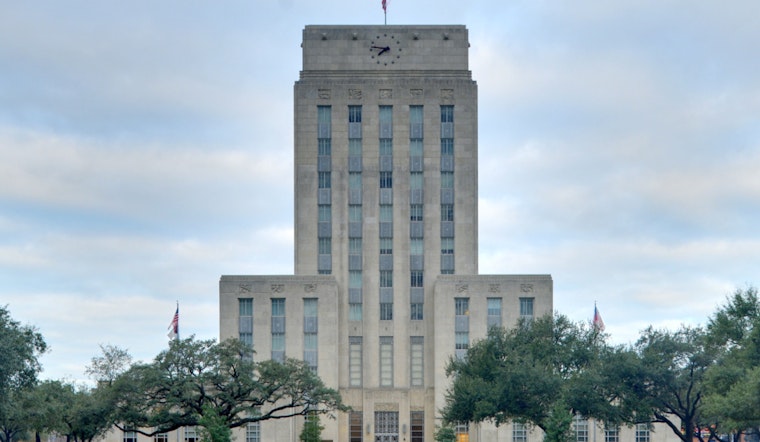 Houston City Council Considers Ordinance Requiring Nightclubs to Post Dress Codes Amid Discrimination Concerns