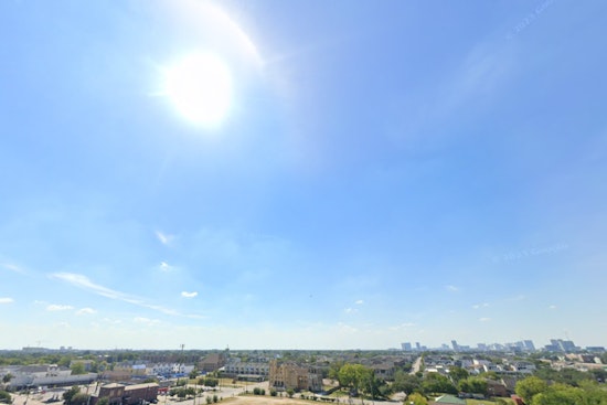 Houston Heatwave Persists as Temperatures Climb to 97, "Feels Like" Heat Tops 100 Degrees