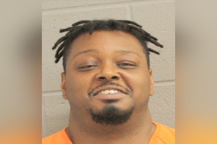 Houston Man Asleep at the Wheel Found Armed with Loaded Firearm, Facing DWI and Weapon Charges