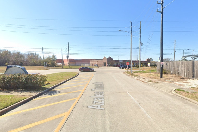 Houston Man Dies After Suffering Gunshot Wound Prior to Car Crash, Harris County Deputies Investigate