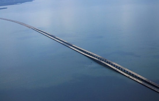 Iconic Howard Frankland Bridge Dismantling Begins in Tampa Bay, Paving Way for Infrastructure Renewal