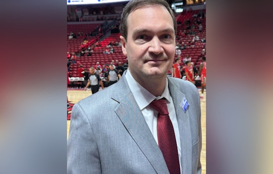 Illinois Basketball Welcomes Kevin Kruger to Coaching Staff, Brad Underwood Emphasizes His Winning Pedigree