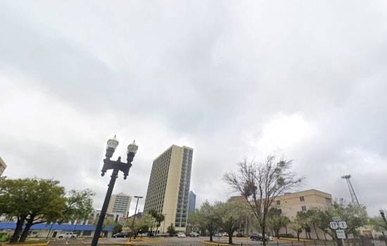 Jacksonville's Independence Day Weather, Showers and Thunderstorms with Steamy Highs