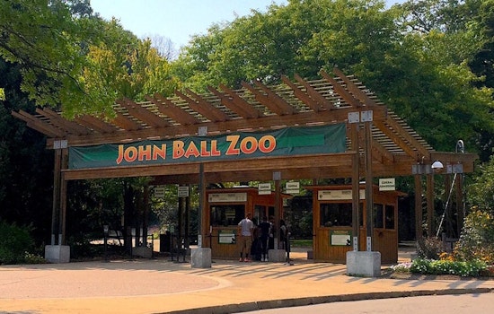 John Ball Zoo Employee Assaulted by Intruder in Grand Rapids, Suspect Arrested