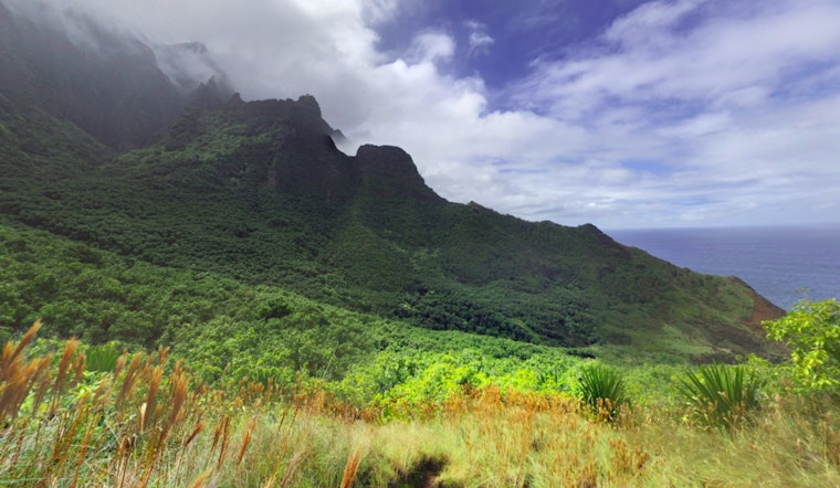Kauai Fire Department Rescues Texas Hikers from Kalalau Trail and They Refuse Medical Care After Ankle Injury and Heatstroke Symptoms