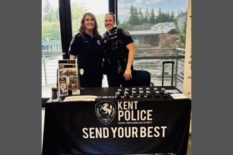 Kent Police Department Recruiters Engage Young Women at Celebrate 18 Event for Foster Care Graduates