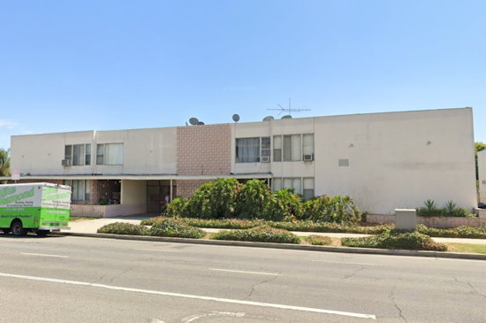 LAFD Douses North Hollywood Apartment Fire in 13 Minutes, No Significant Injuries Reported