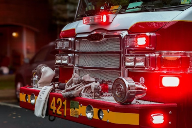 Lost Hiker Rescued from Lāꞌie Falls Trail by Honolulu Fire Department