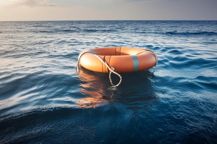 Louisiana Agencies Collaborate to Rescue Stranded 70-Year-Old Boater Near East Pearl River